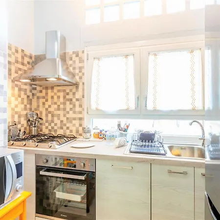 Hostly - Art & Color Midtown - 3br 2ba شقة