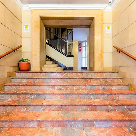 Hostly - Art & Color Midtown - 3br 2ba * روما