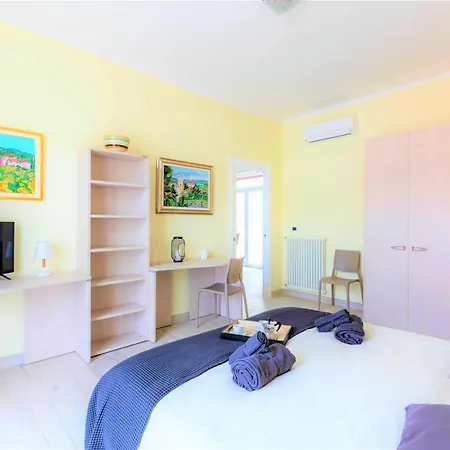 Hostly - Art & Color Midtown - 3br 2ba * روما