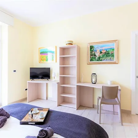 Hostly - Art & Color Midtown - 3br 2ba *