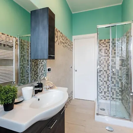 Hostly - Art & Color Midtown - 3br 2ba شقة روما